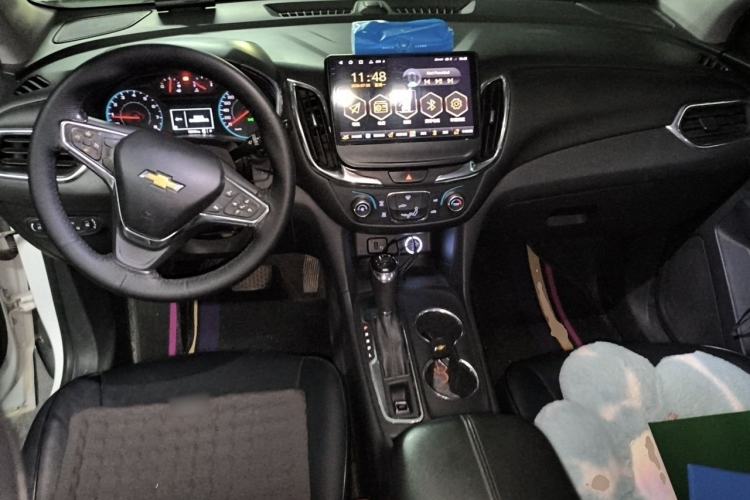 Used Chevrolet Equinox 2018 535T Automatic Chijie Edition Center Console