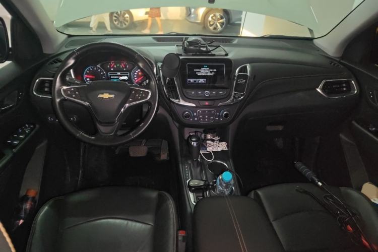 Used Chevrolet Equinox 2018 535T Automatic YuJie Edition Center Console