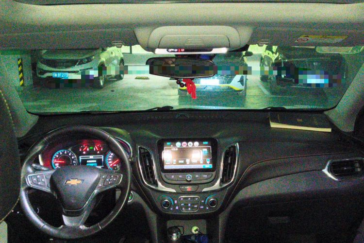 Used Chevrolet Equinox 2018 535T Automatic YuJie Edition Center Console