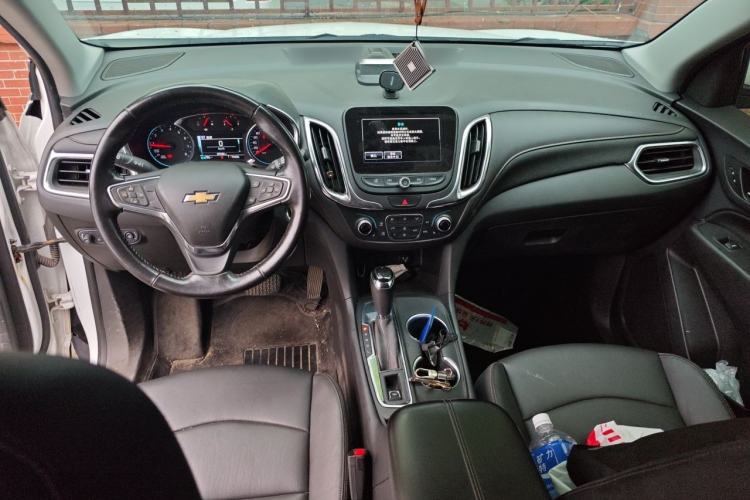Used Chevrolet Equinox 2018 535T Automatic YuJie Edition Center Console