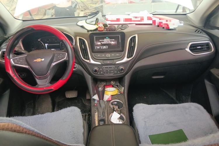 Used Chevrolet Equinox 2018 535T Automatic YuJie Edition Center Console