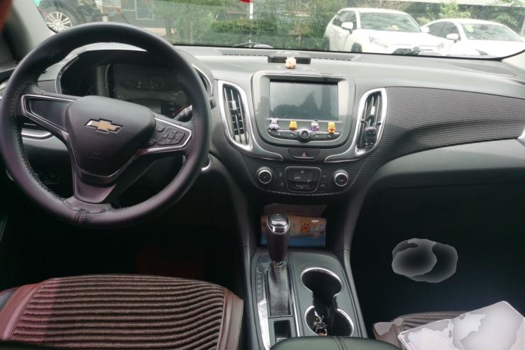 Used Chevrolet Equinox 2018 535T Automatic Lingjie Edition Center Console