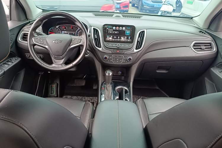 Used Chevrolet Equinox 2018 535T Automatic YuJie Edition Center Console