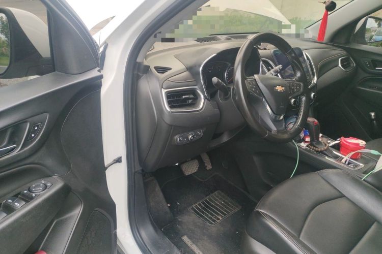 Used Chevrolet Equinox 2018 550T Automatic All-Wheel-Drive Explorer Edition Driver Seat