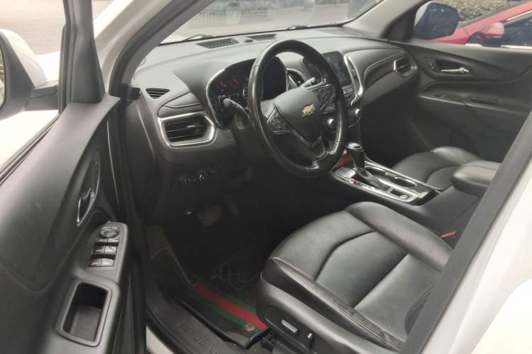Used Chevrolet Equinox 2018 535T Automatic YuJie Edition Driver Seat