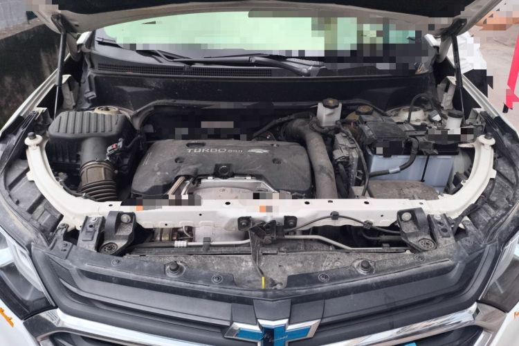 Used Chevrolet Equinox 2018 550T Automatic All-Wheel-Drive Explorer Edition Engine Bay