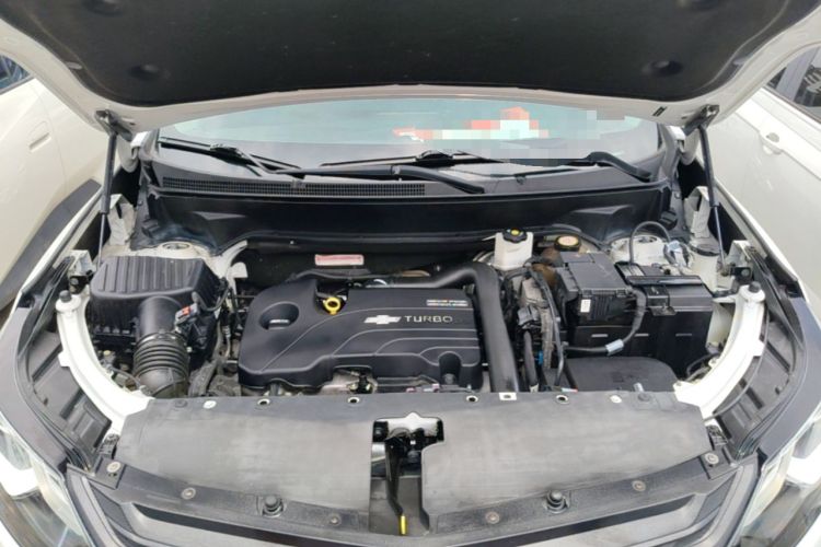 Used Chevrolet Equinox 2018 535T Automatic Chijie Edition Engine Bay