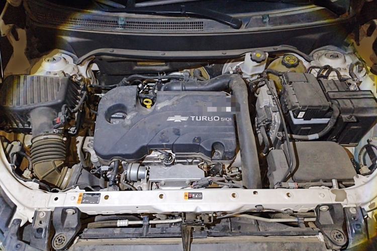 Used Chevrolet Equinox 2018 535T Automatic Chijie Edition Engine Bay