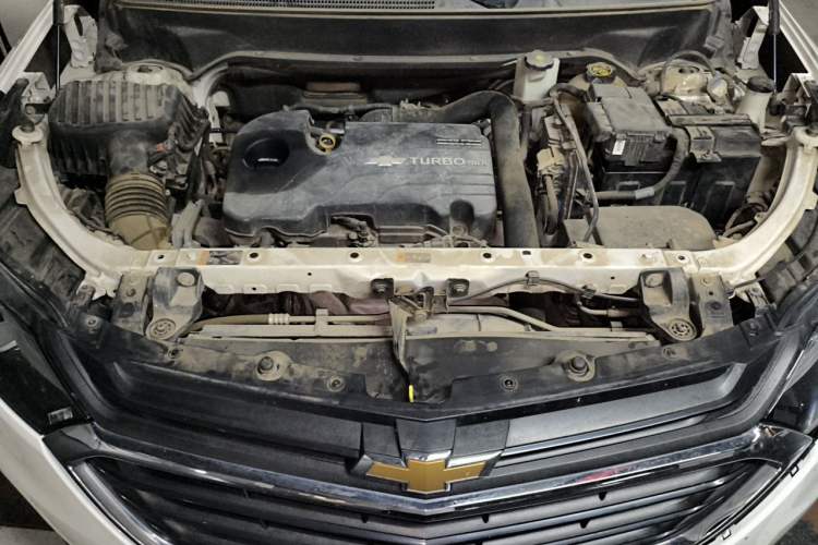 Used Chevrolet Equinox 2018 535T Automatic Chijie Edition Engine Bay