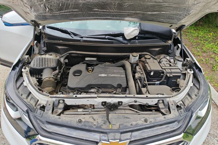 Used Chevrolet Equinox 2018 535T Automatic YuJie Edition Engine Bay