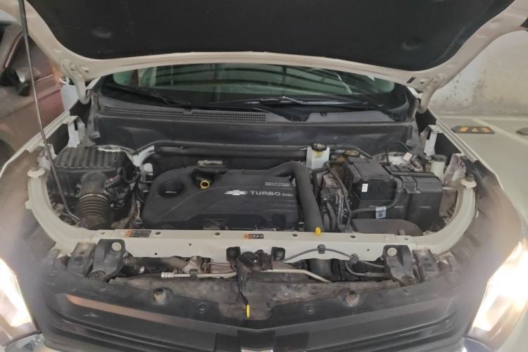 Used Chevrolet Equinox 2018 535T Automatic YuJie Edition Engine Bay