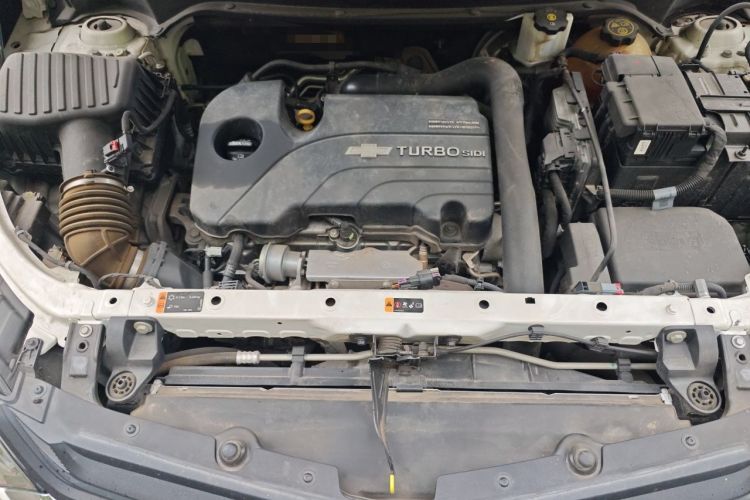Used Chevrolet Equinox 2018 535T Automatic YuJie Edition Engine Bay