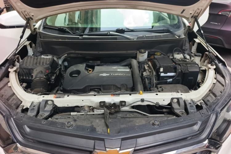 Used Chevrolet Equinox 2018 535T Automatic YuJie Edition Engine Bay