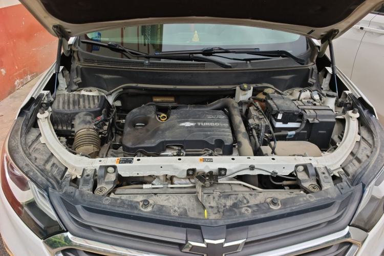 Used Chevrolet Equinox 2018 535T Automatic YuJie Edition Engine Bay