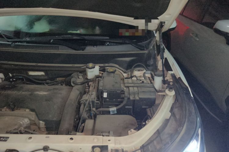 Used Chevrolet Equinox 2018 550T Automatic All-Wheel-Drive Boundary Edition Engine Bay Left