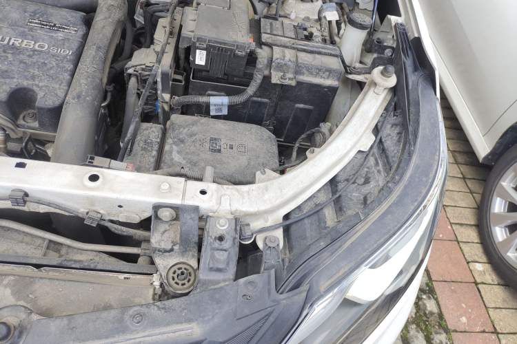 Used Chevrolet Equinox 2018 535T Automatic Chijie Edition Engine Bay Left