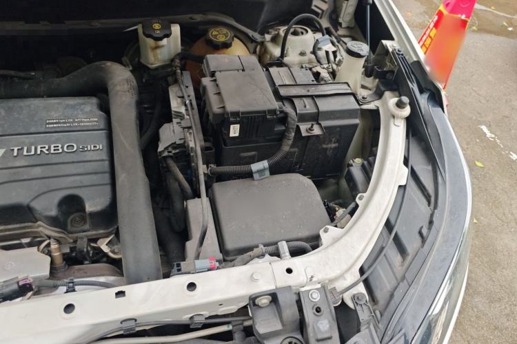 Used Chevrolet Equinox 2018 535T Automatic YuJie Edition Engine Bay Left