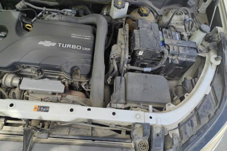 Used Chevrolet Equinox 2018 535T Automatic YuJie Edition Engine Bay Left