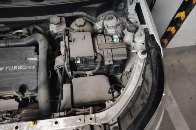 Used Chevrolet Equinox 2018 535T Automatic YuJie Edition Engine Bay Left