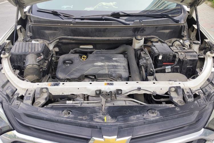 Used Chevrolet Equinox 2018 535T Automatic YuJie Edition Engine Bay