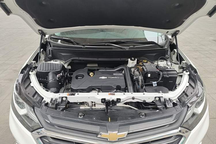 Used Chevrolet Equinox 2018 535T Automatic YuJie Edition Engine Bay