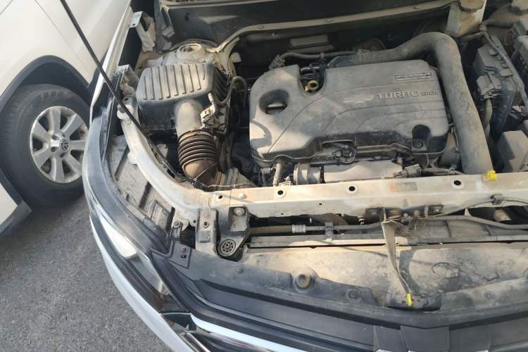 Used Chevrolet Equinox 2018 535T Automatic YuJie Edition Engine Bay Right