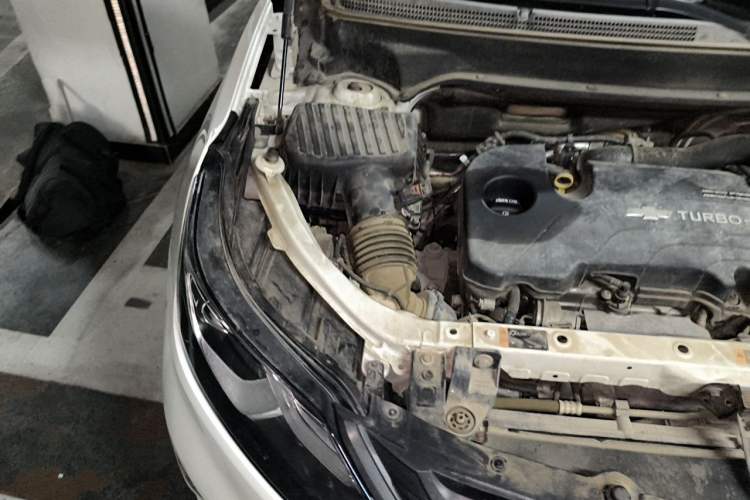 Used Chevrolet Equinox 2018 535T Automatic Chijie Edition Engine Bay Right