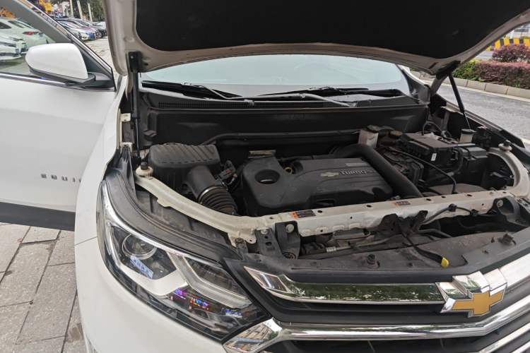Used Chevrolet Equinox 2018 535T Automatic YuJie Edition Engine Bay Right