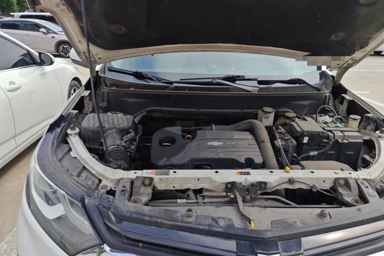 Used Chevrolet Equinox 2018 535T Automatic YuJie Edition Engine Bay Right