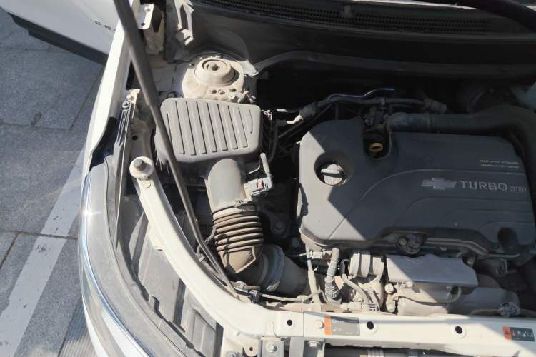 Used Chevrolet Equinox 2018 535T Automatic YuJie Edition Engine Bay Right