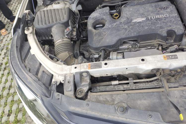 Used Chevrolet Equinox 2018 535T Automatic Chijie Edition Engine Bay Right