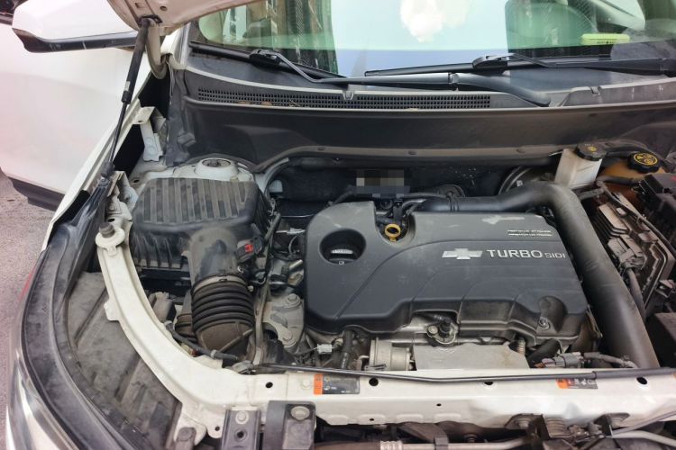 Used Chevrolet Equinox 2018 535T Automatic YuJie Edition Engine Bay Right