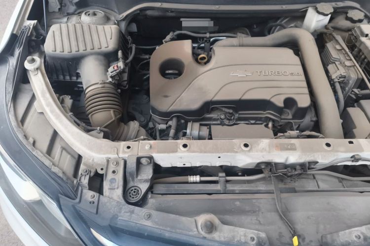 Used Chevrolet Equinox 2018 535T Automatic YuJie Edition Engine Bay Right