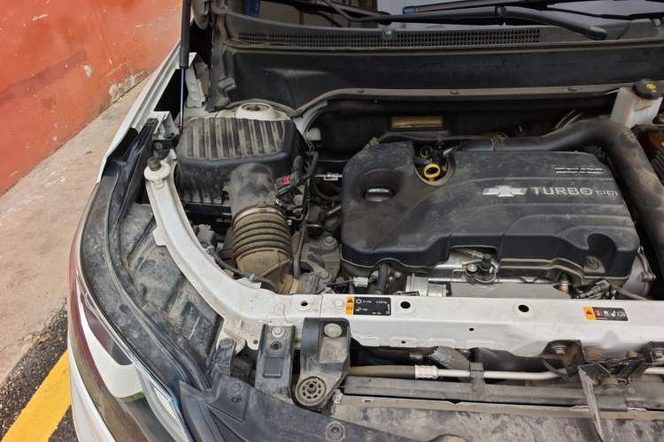 Used Chevrolet Equinox 2018 535T Automatic YuJie Edition Engine Bay Right