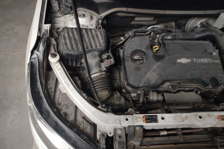 Used Chevrolet Equinox 2018 535T Automatic YuJie Edition Engine Bay Right