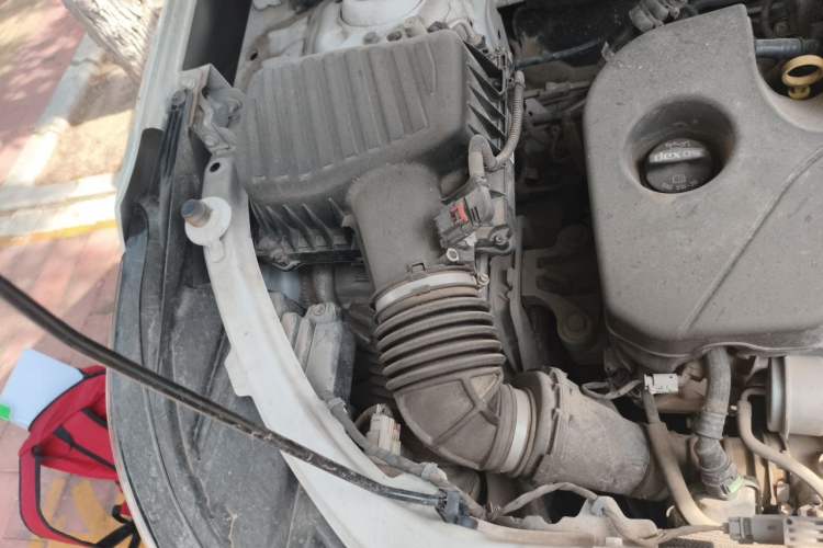 Used Chevrolet Equinox 2018 535T Automatic YuJie Edition Engine Bay Right