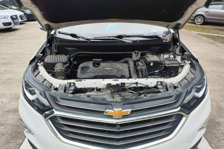 Used Chevrolet Equinox 2018 535T Automatic Chijie Edition Engine Bay