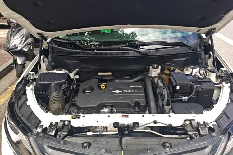 Used Chevrolet Equinox 2018 535T Automatic Lingjie Edition Engine Bay