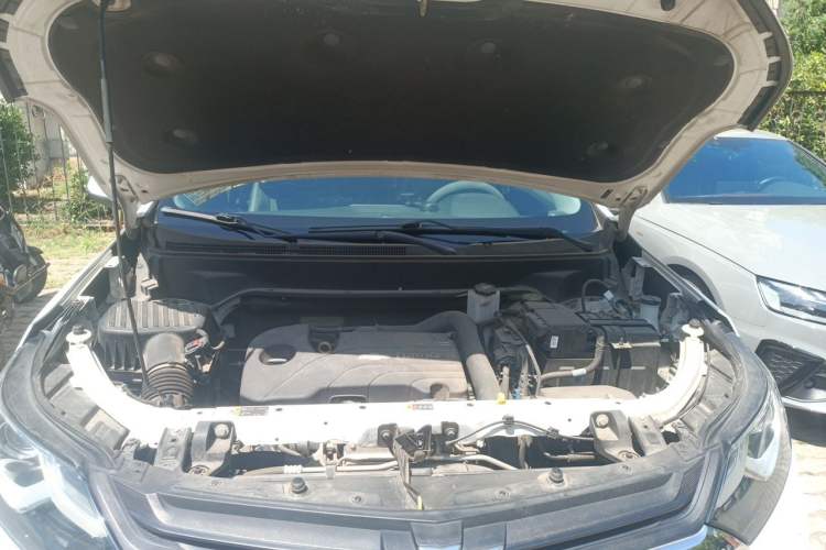 Used Chevrolet Equinox 2018 535T Automatic YuJie Edition Engine Bay