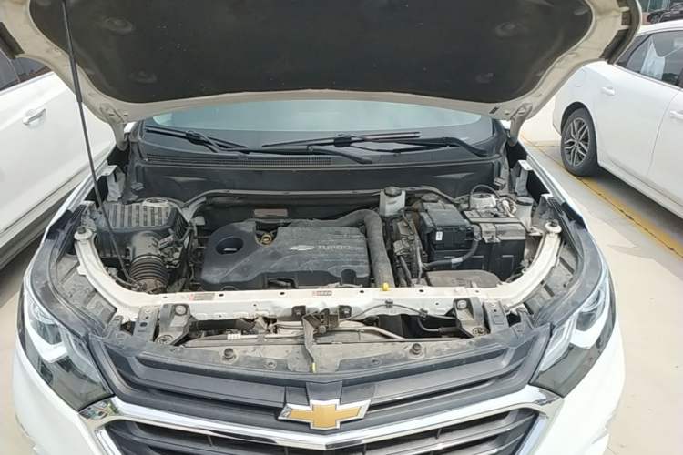 Used Chevrolet Equinox 2018 535T Automatic Chijie Edition Engine Bay