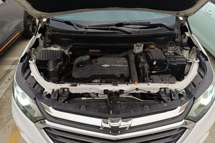 Used Chevrolet Equinox 2018 535T Automatic YuJie Edition Engine Bay