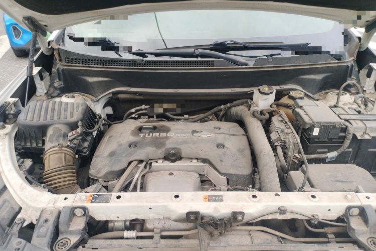 Used Chevrolet Equinox 2018 550T Automatic All-Wheel-Drive Explorer Edition Engine Bay