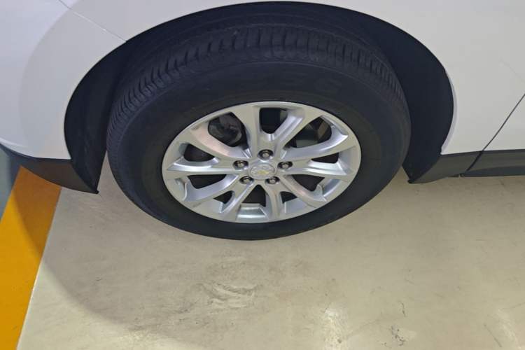 Used Chevrolet Equinox 2018 535T Automatic Chijie Edition Exterior 4