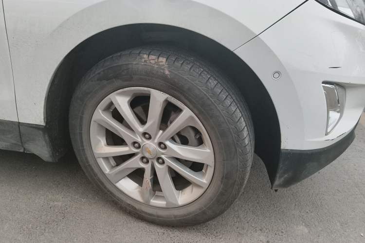 Used Chevrolet Equinox 2018 550T Automatic All-Wheel-Drive Boundary Edition Exterior 7