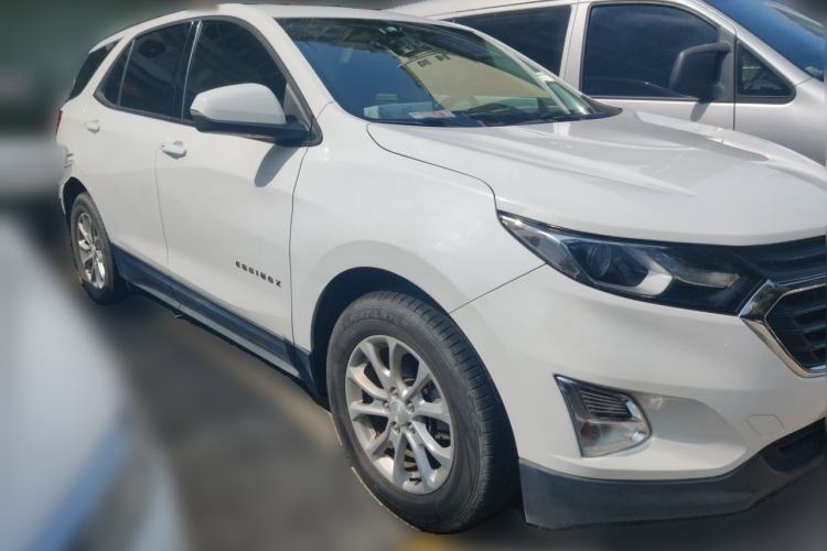 Used Chevrolet Equinox 2018 535T Automatic Lingjie Edition Front Right 45 Deg