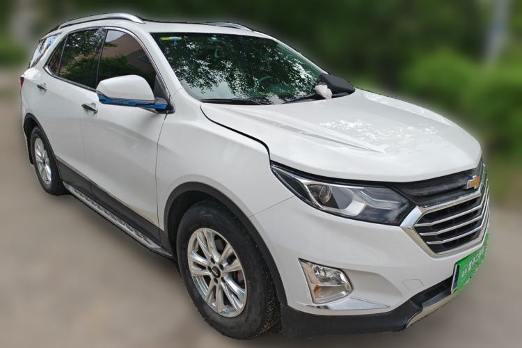 Used Chevrolet Equinox 2018 535T Automatic YuJie Edition Front Right 45 Deg
