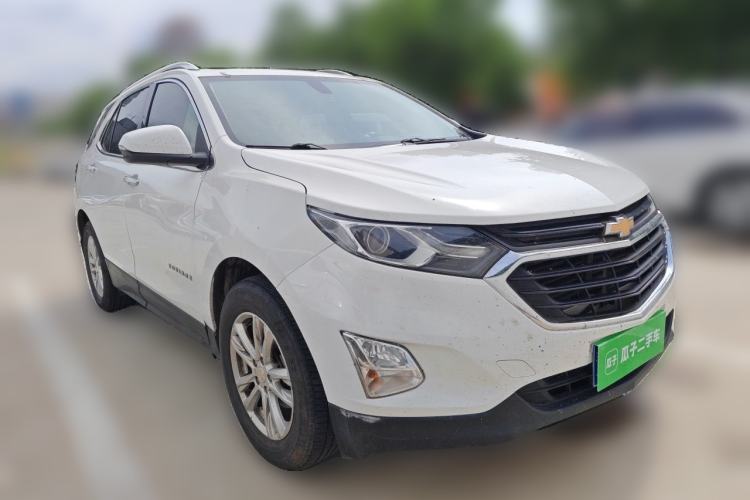 Used Chevrolet Equinox 2018 535T Automatic YuJie Edition Front Right 45 Deg