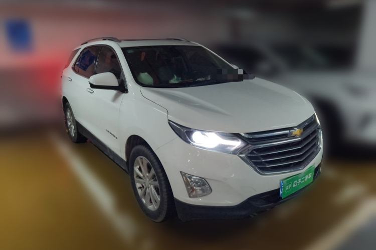 Used Chevrolet Equinox 2018 550T Automatic All-Wheel-Drive Boundary Edition Front Right 45 Deg