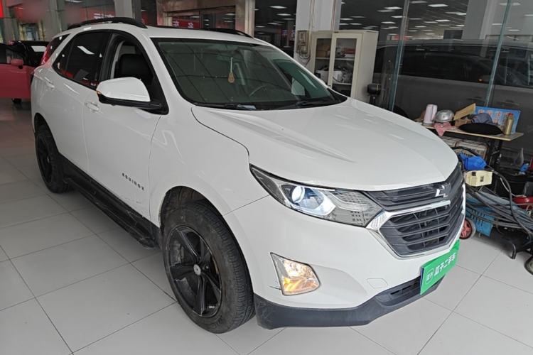 Used Chevrolet Equinox 2018 535T Automatic Chijie Edition Front Right 45 Deg