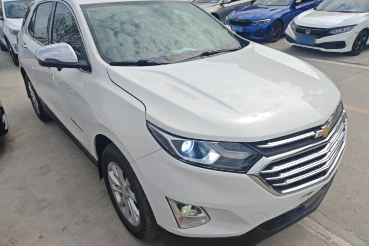 Used Chevrolet Equinox 2018 535T Automatic Chijie Edition Front Right 45 Deg
